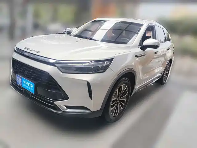 BAIC Beijing X7
