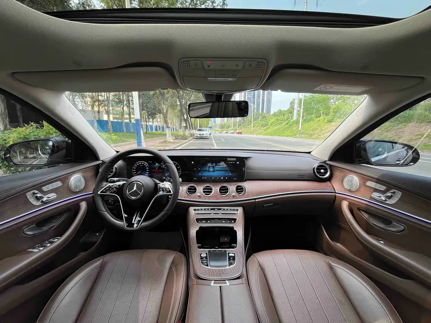 Mercedes-Benz E-Class 2023 E 300 L Luxury фото 5