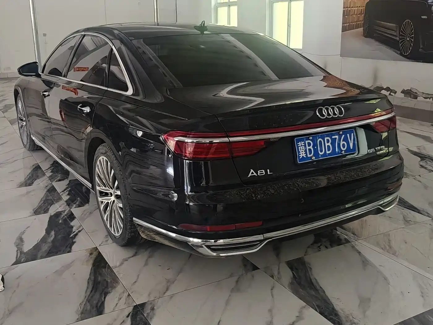 Audi A8 2024 Model A8L 50 TFSI quattro Premium Selection фото 5