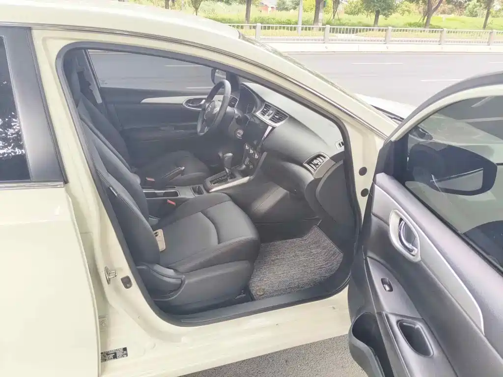 Nissan SYLPHY, миниатюра 13