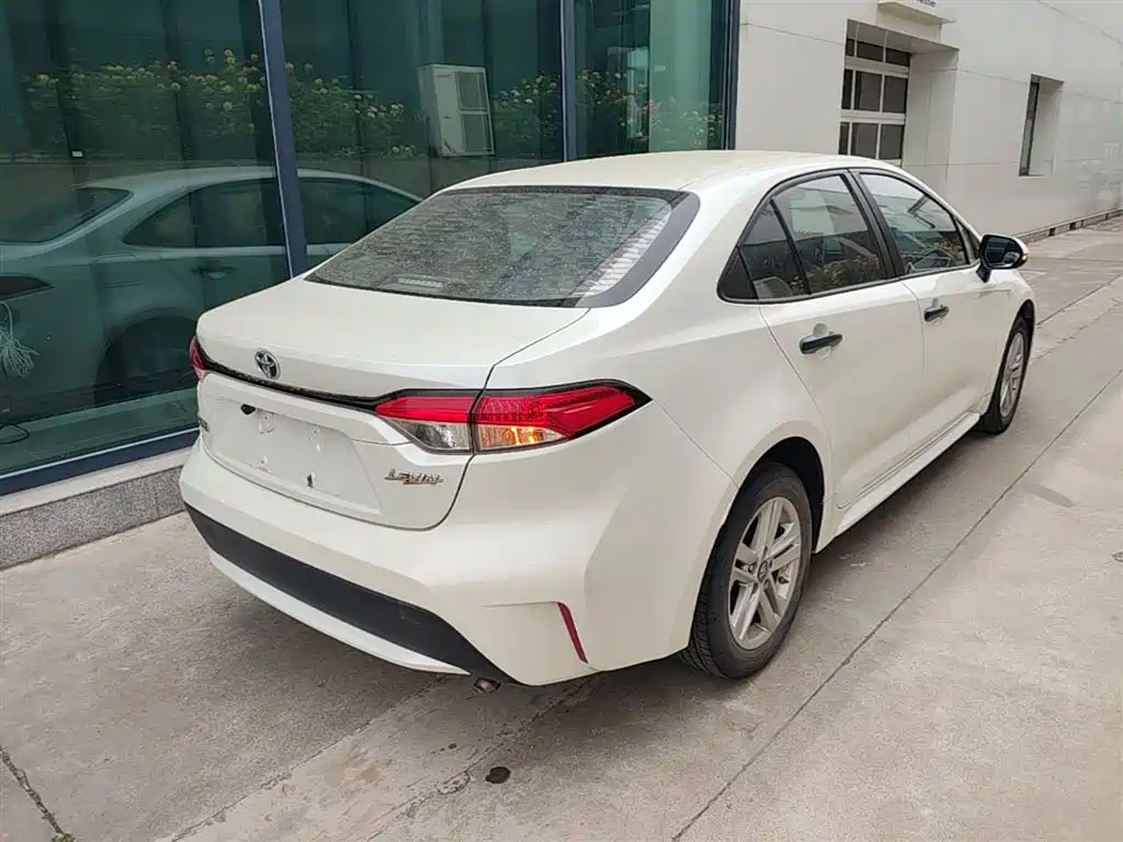 Toyota Levin 2019 185T CVT Entry Edition China VI фото 7