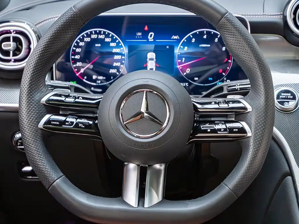 Mercedes-Benz GLC Coupe 2025 GLC 260 4MATIC Coupe SUV фото 14