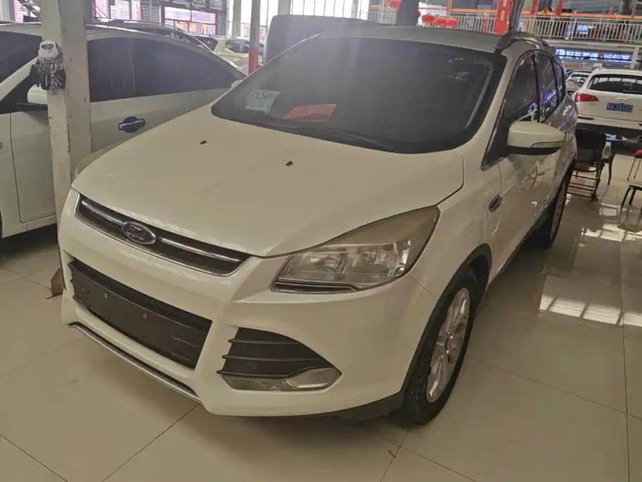 Ford Kuga 2015 — пригон из Китая