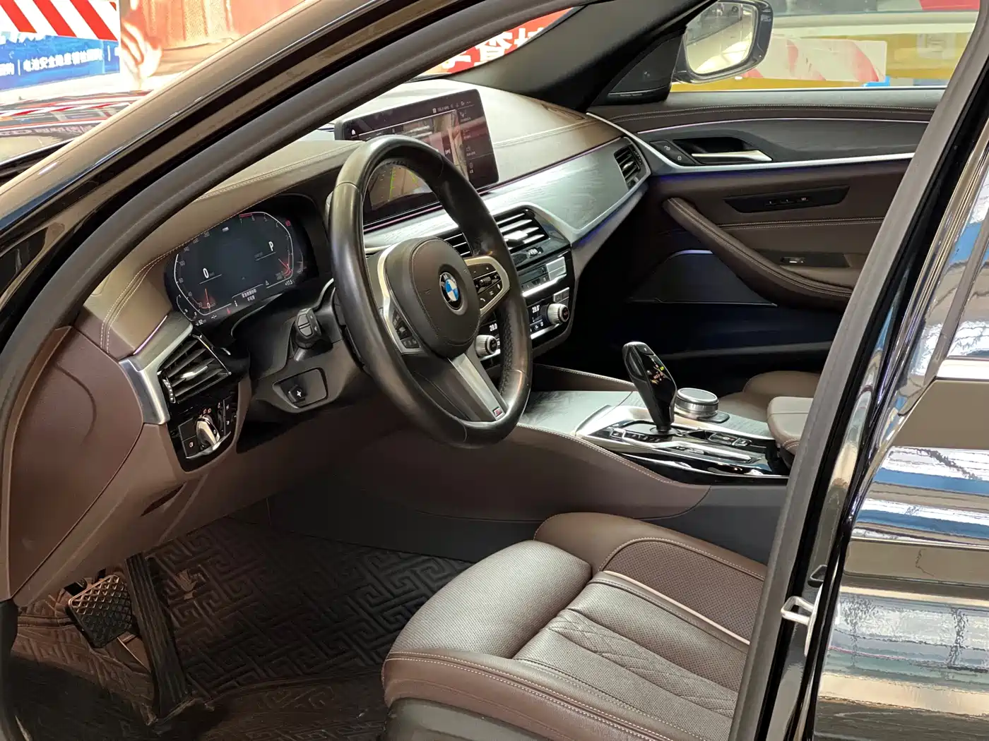 BMW 5 Series 2021 530Li Premium M Sport Package фото 4