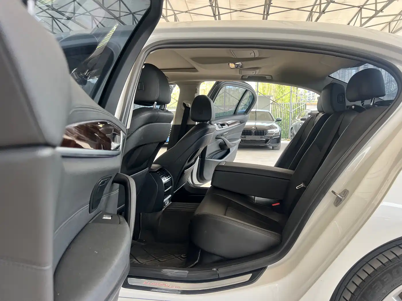 BMW 5 Series 2018 525Li Luxury Package фото 20