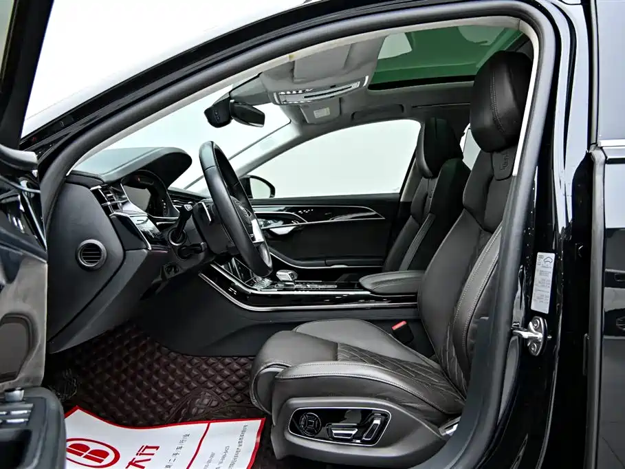Audi A8 New Energy 2022 A8L 60 TFSIe quattro Collector's Edition фото 11