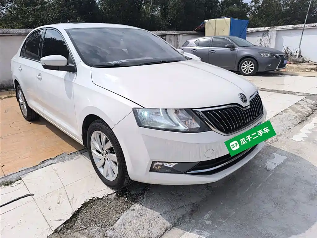 Škoda Rapid 2019 1.5L Automatic Comfort China V фото 4