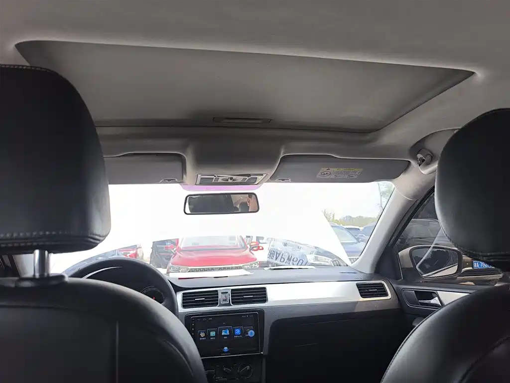Škoda Rapid 2019 1.5L Automatic Comfort China V фото 18