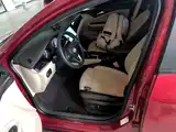 Photo 15 - Buick Verano