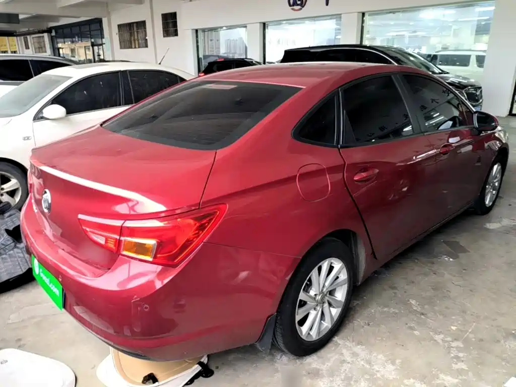 Photo 7 - Buick Verano