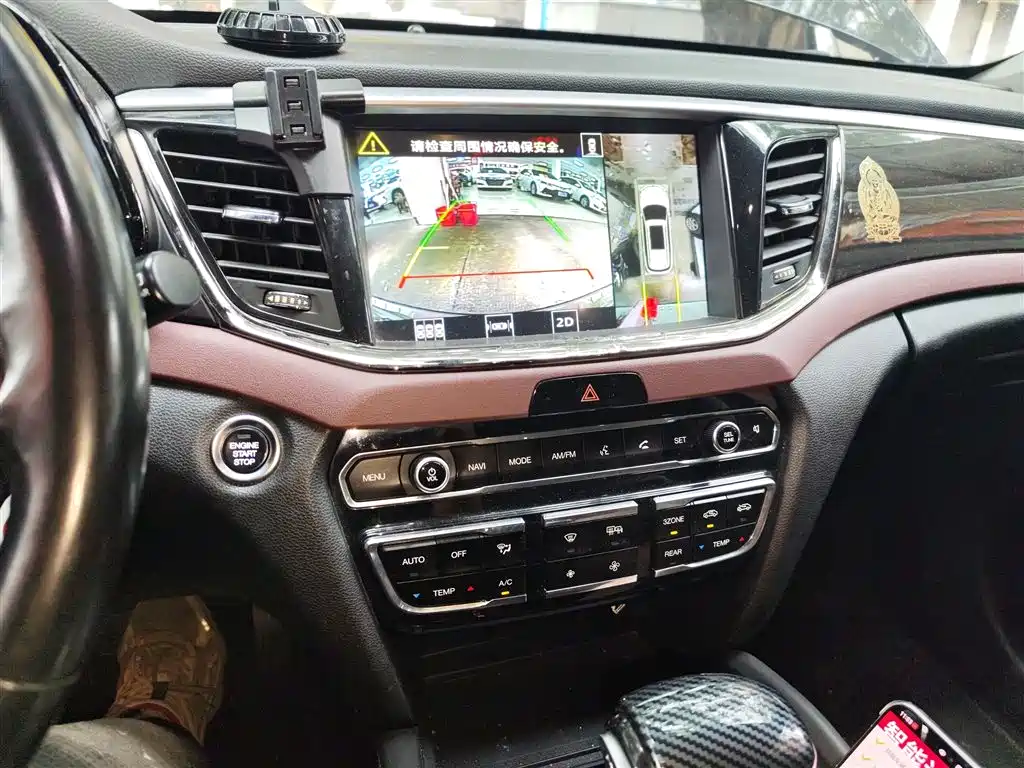 GAC Trumpchi Trumpchi GS8 2017 320T 2WD Luxury Smart Connect (7-seater) фото 13