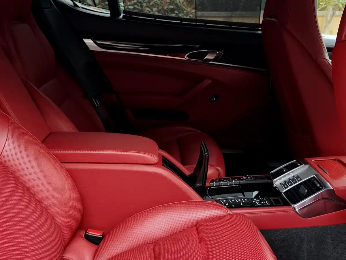 Porsche Panamera 2014 Panamera S Executive 3.0T фото 7