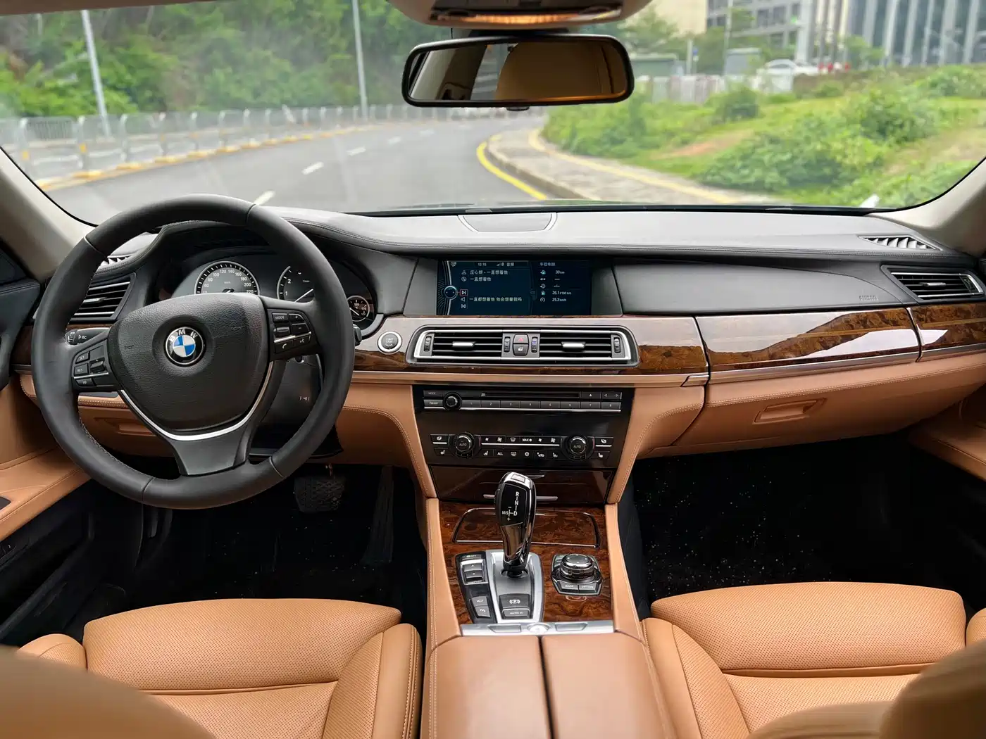 BMW 7 Series 2012 760Li 25th Anniversary Limited Edition фото 6