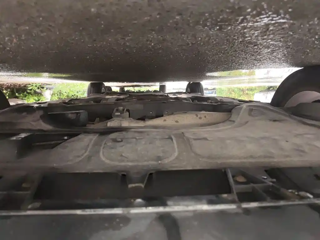 Volkswagen Sagitar 2015 1.6L Automatic Comfort фото 22