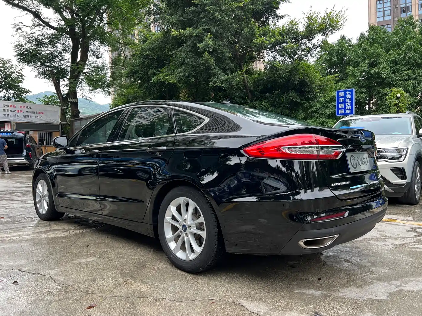 FORD MONDEO