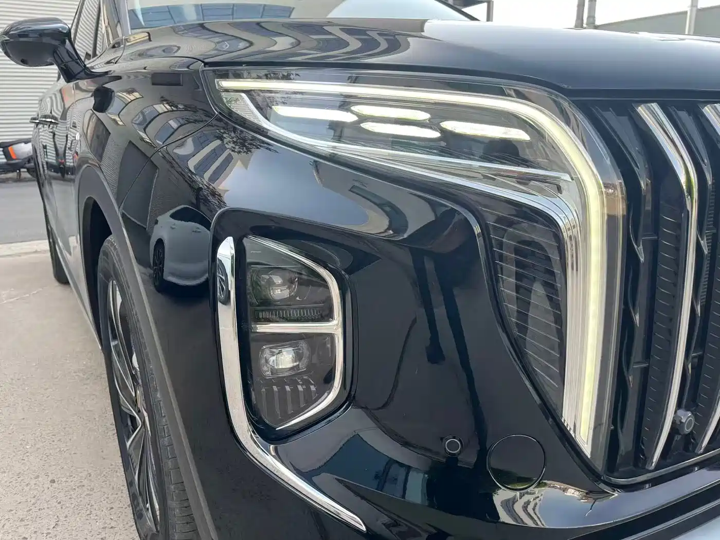 Hongqi HS7 PHEV 2024 2.0T PHEV 4WD Flagship Edition 6-seater фото 35