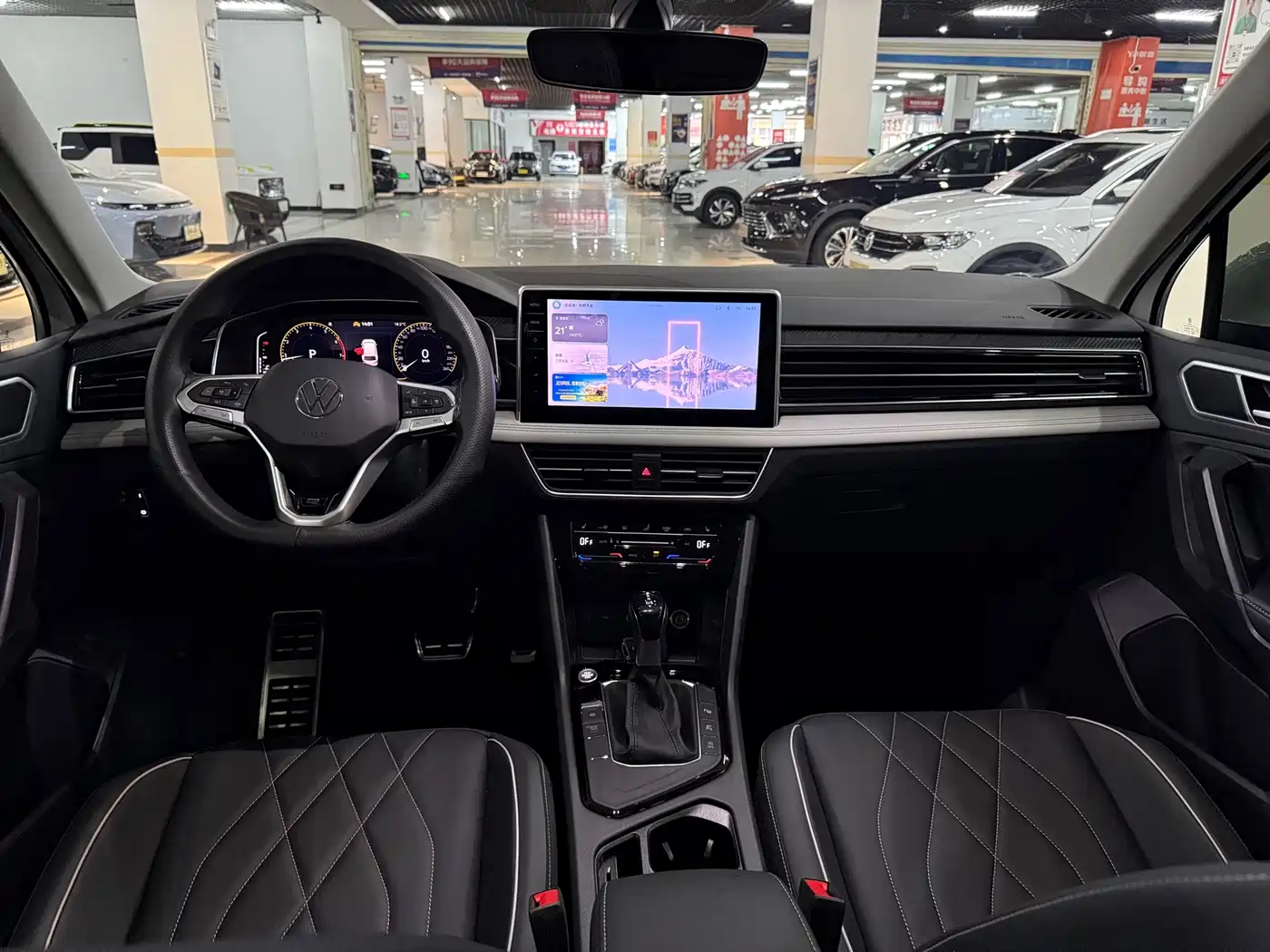 Volkswagen Tiguan L 2026 2025 330TSI Automatic 2WD R-Line Dragon Glory Edition