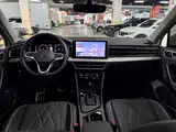 Фото 7 - Volkswagen Tiguan L