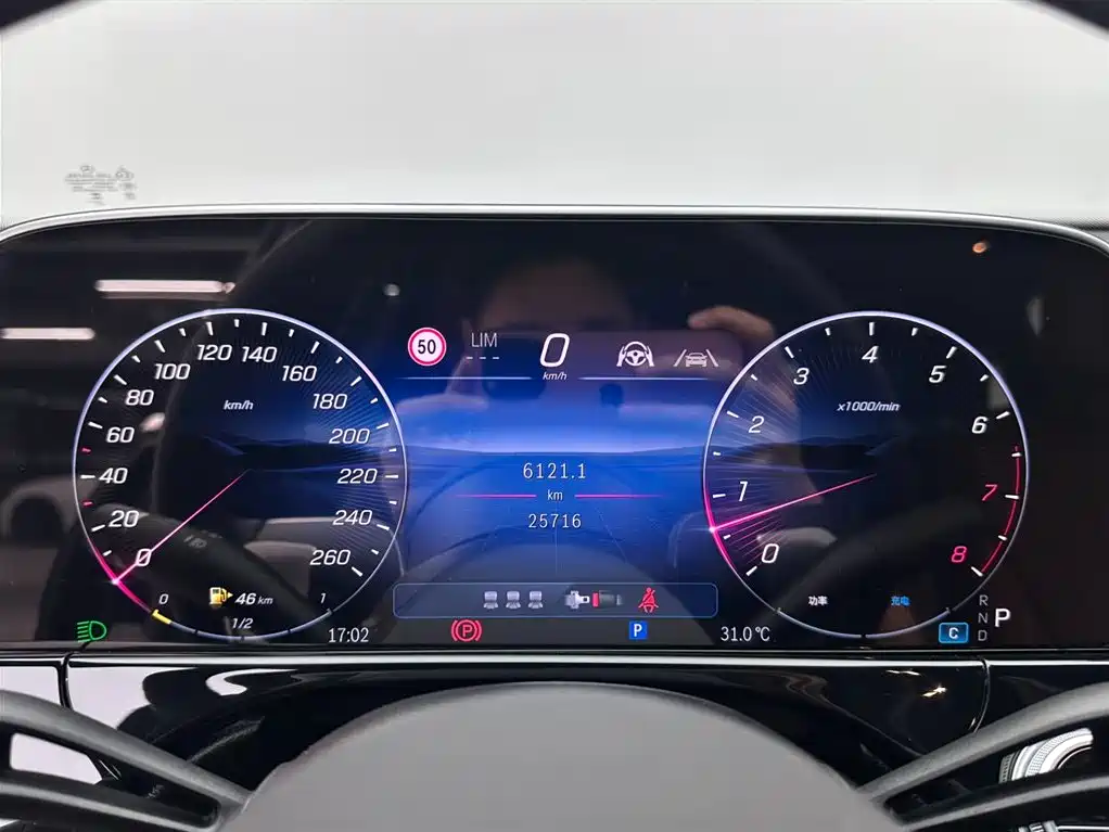 Mercedes-Benz E-Class 2025 E 300 L Luxury фото 14