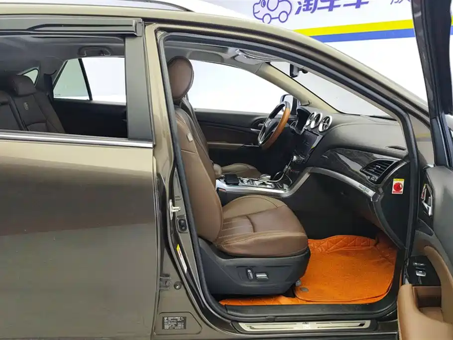 BYD Tang New Energy 2017 2.0T Tang 100 фото 8