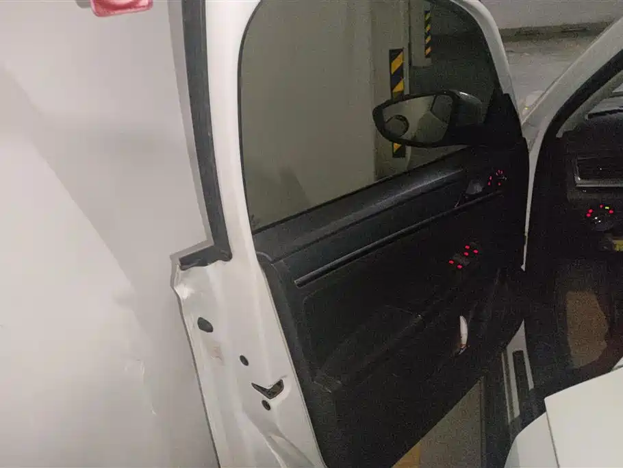 Volkswagen C-TREK 2018 1.5L Automatic Comfort фото 7