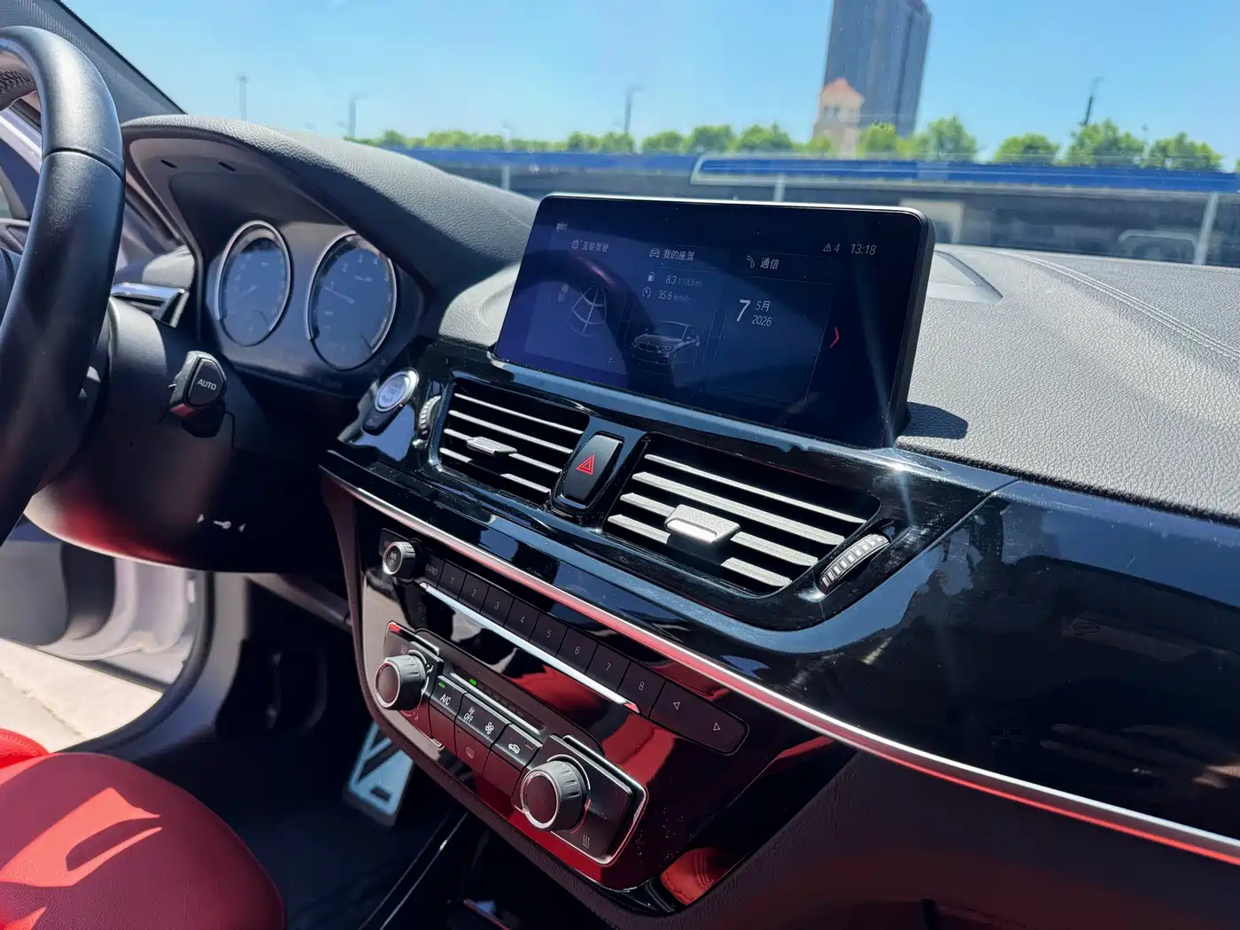 BMW 1 Series 2021 125i M Sport Black Night Edition фото 5