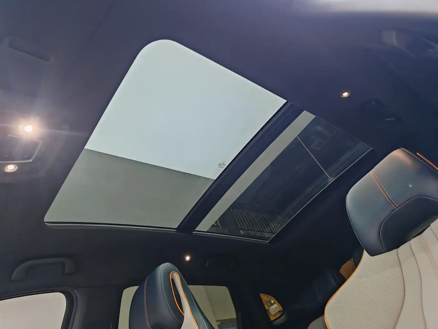 BYD Song PLUS PHEV 2024 Glory Edition DM-i 110km Flagship PLUS фото 18