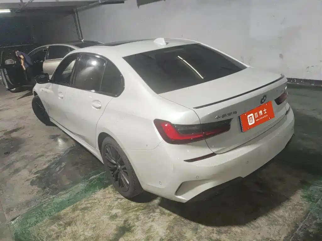 BMW 3 Series 2022 Facelift 325Li M Sport Shadow Edition фото 4