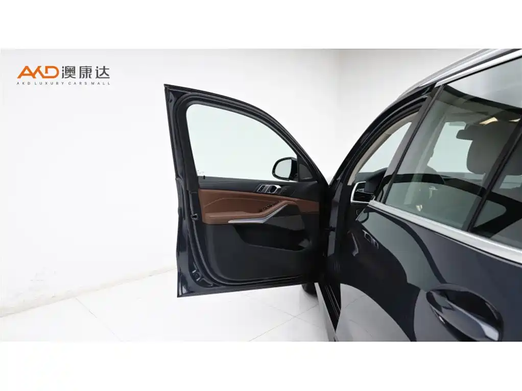 BMW X5 (Import) 2021 xDrive30i M Sport Package фото 10