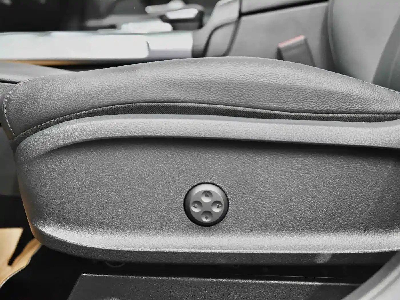 Mercedes-Benz GLB 2024 GLB 220 Dynamic фото 8