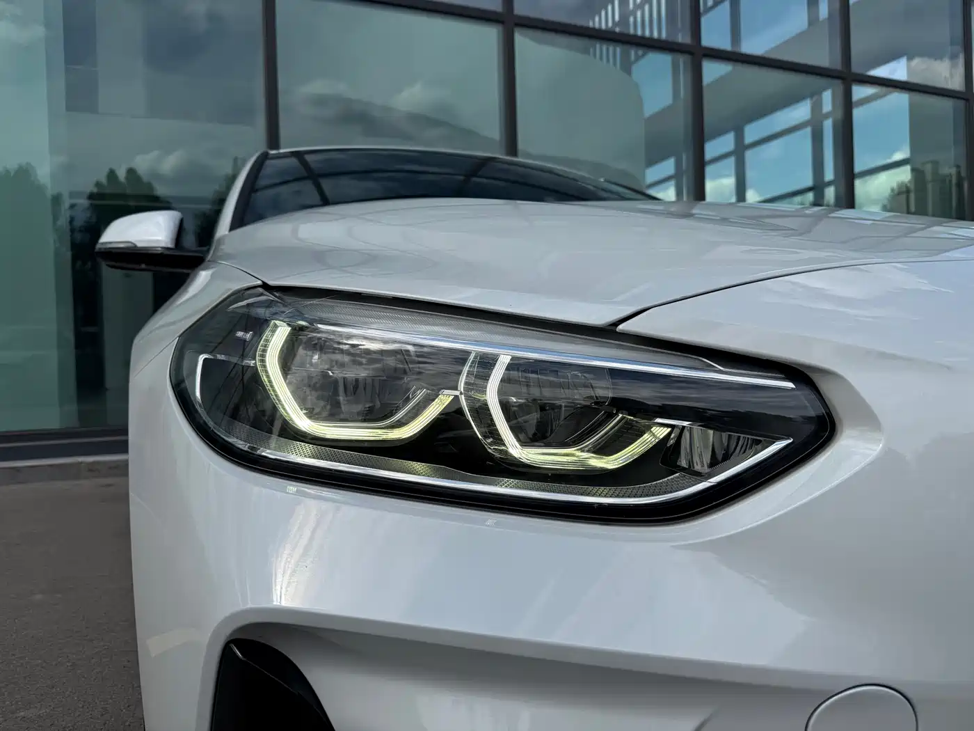 BMW 1 Series 2020 Model 120i M Sport Package фото 3