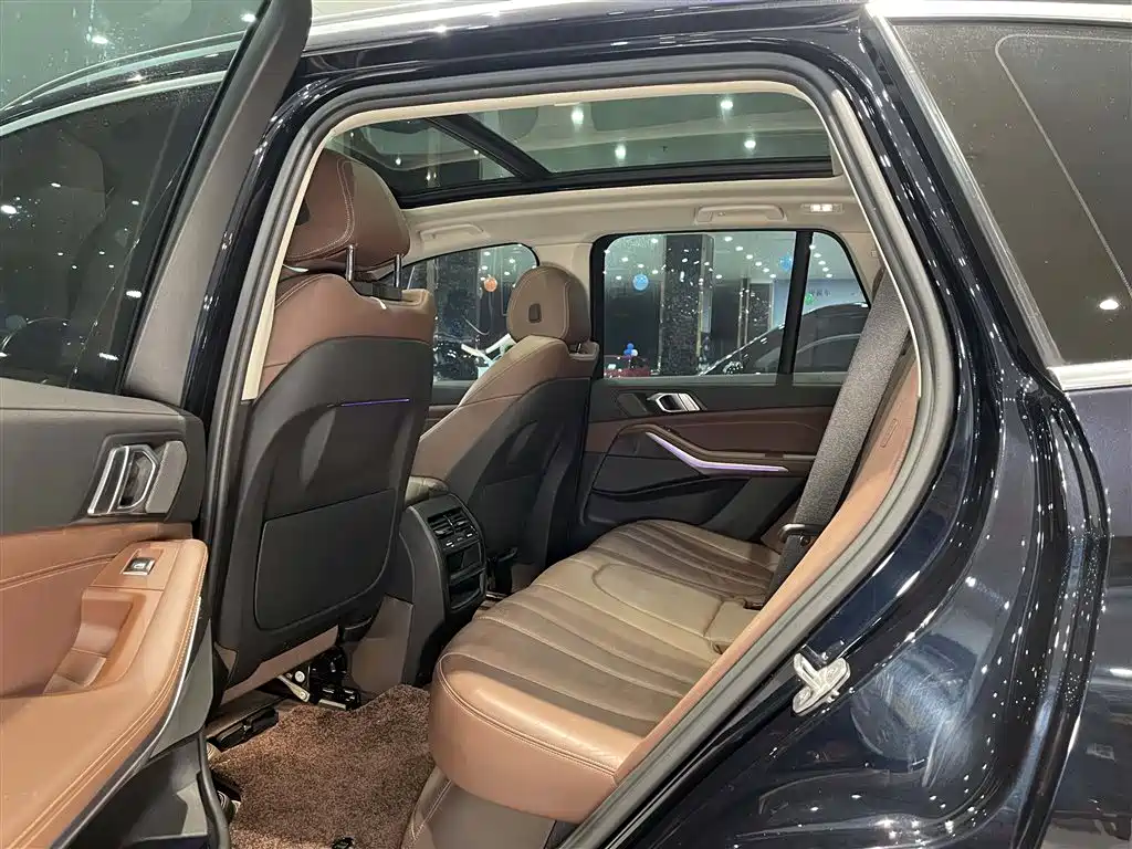 BMW X5 (Import) 2020 xDrive40i M Sport Package фото 6