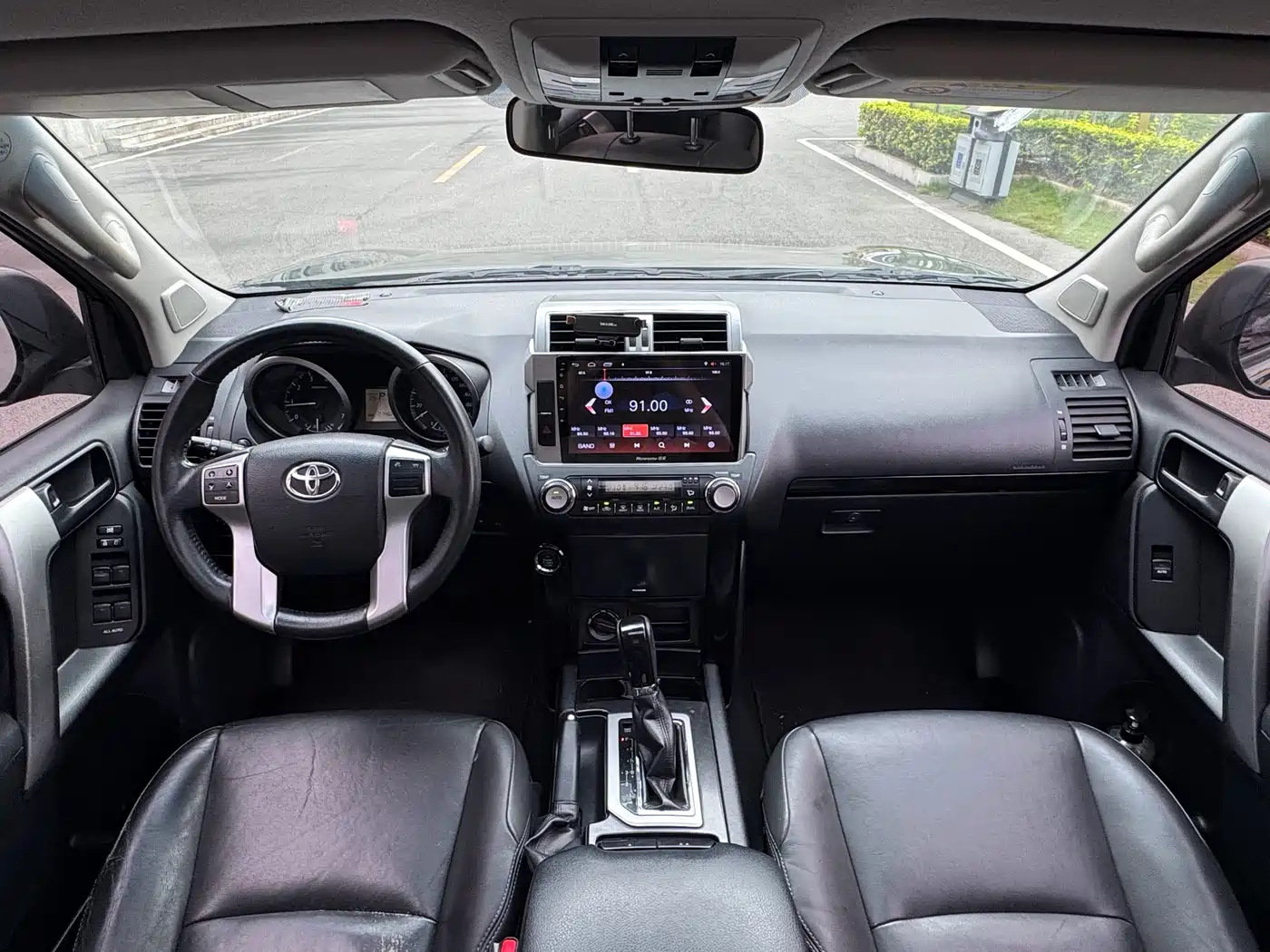 Toyota Prado (Import) 2014 2.7L Automatic Standard Edition фото 6