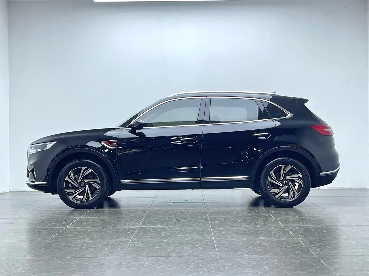 Hongqi HS5 2022 2.0T Smart Connect Premium Edition фото 8