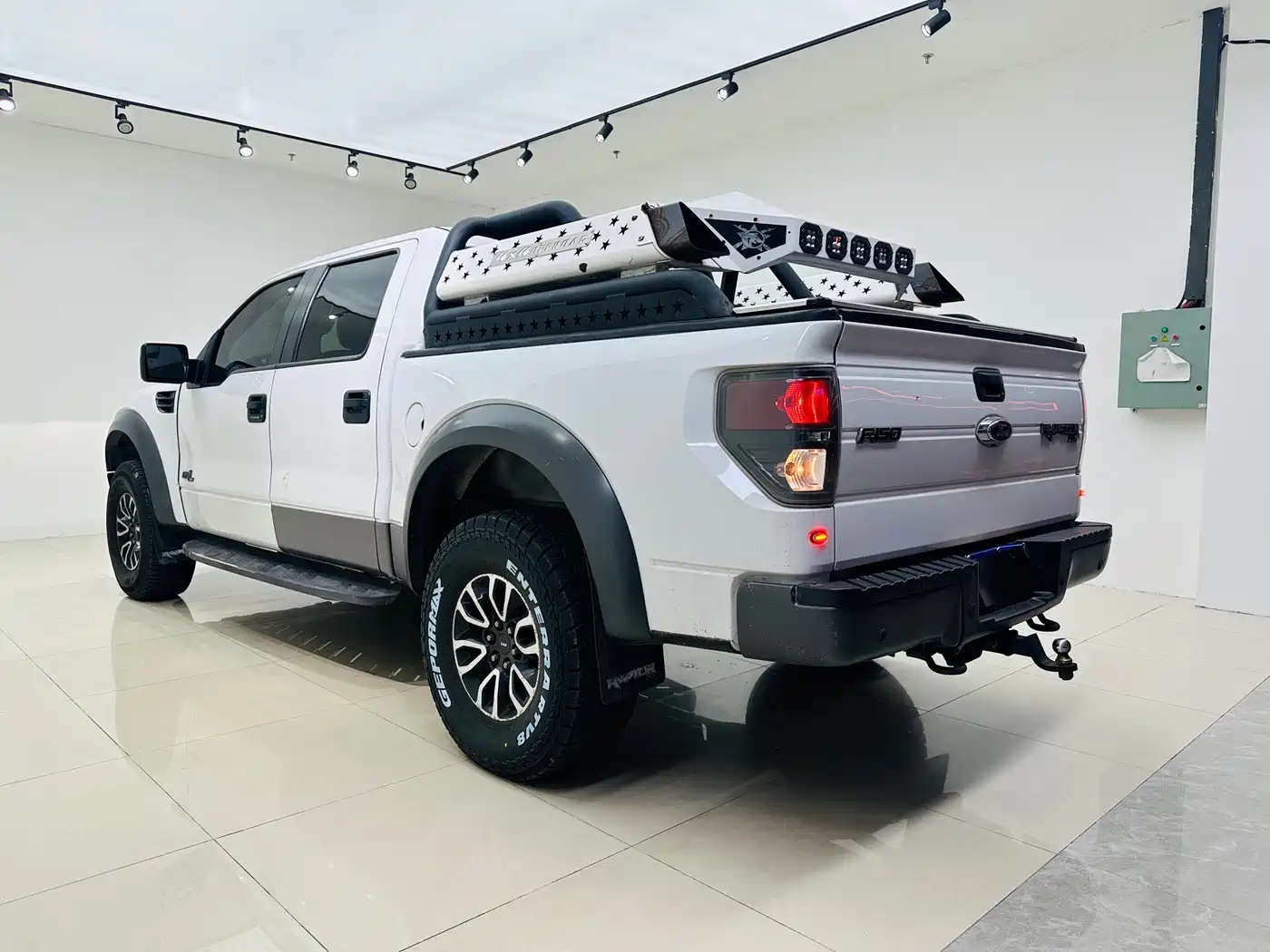 Ford F-150 Raptor 2014 6.2L US Version фото 4