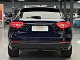 Photo 10 - Maserati Levante