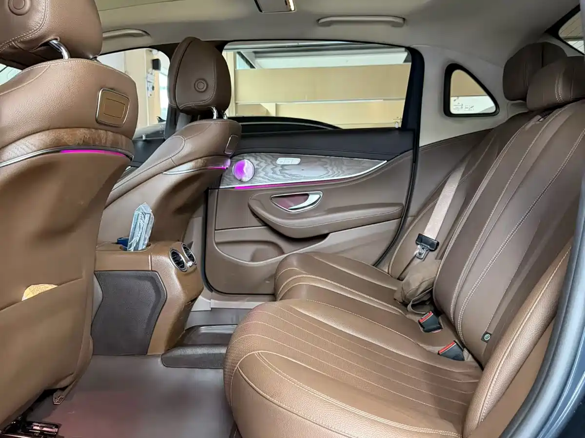 Mercedes-Benz E-Class 2016 E 200 L фото 6
