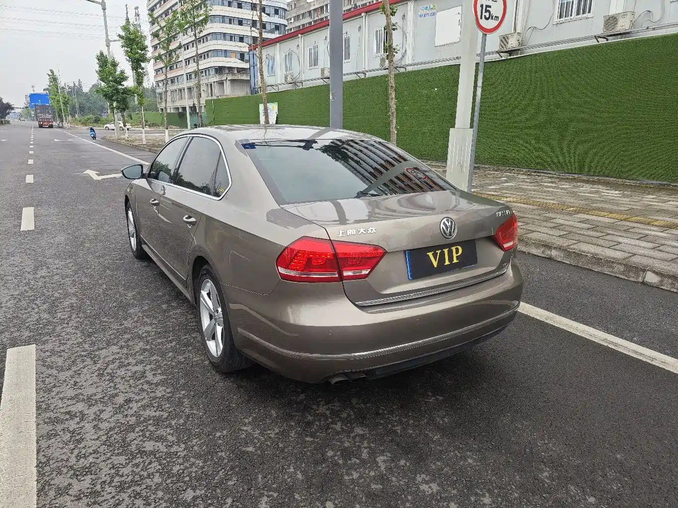 Volkswagen Passat 2011 1.8TSI DSG Supreme Edition фото 4