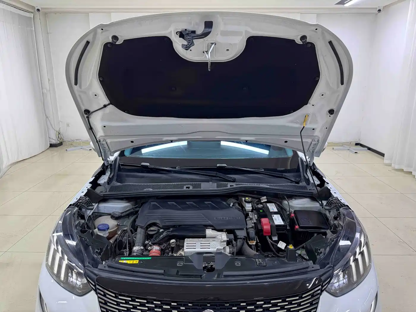 Peugeot 2008 2022 230THP THE ONE фото 19