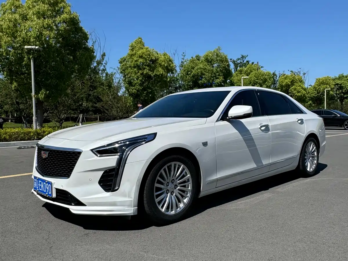 Cadillac CT6 2019 28T Fashion Model фото 14