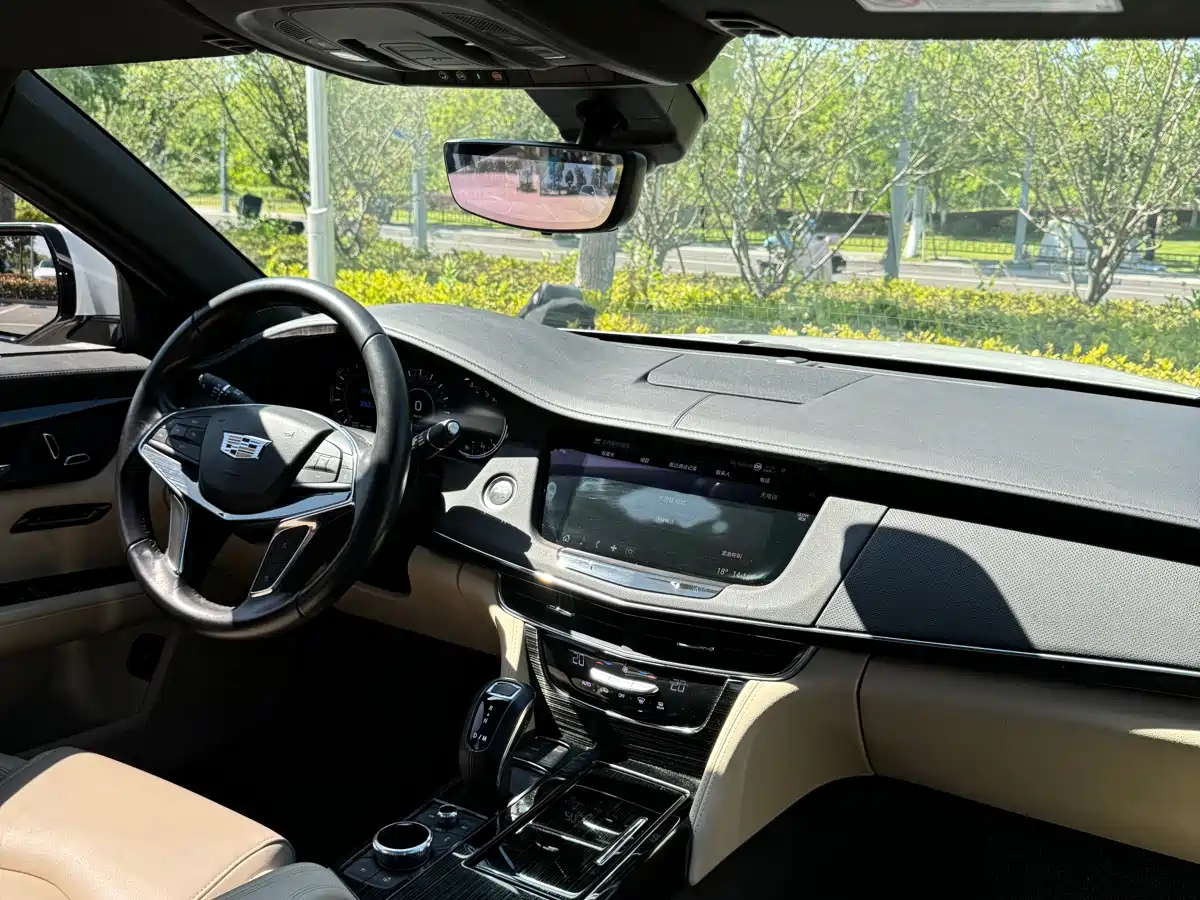 Cadillac CT6 2019 28T Fashion Model фото 27