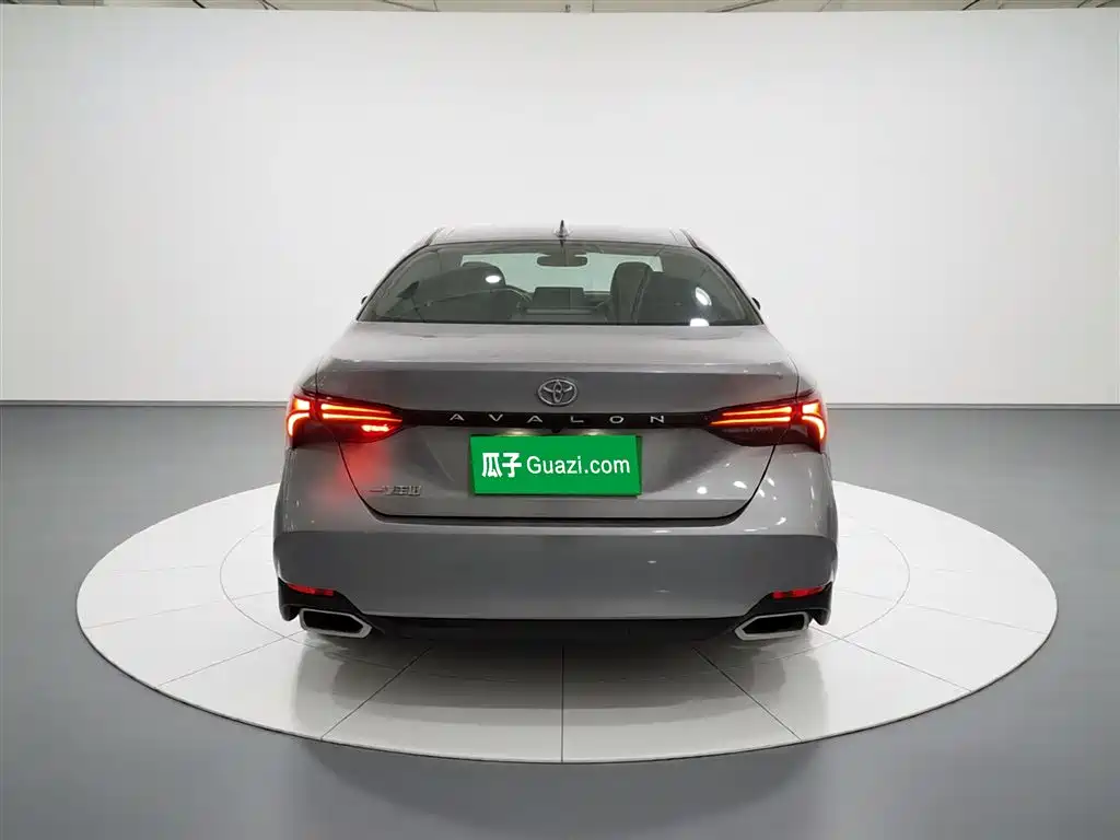 Toyota Avalon 2022 2.0L Luxury Edition фото 4
