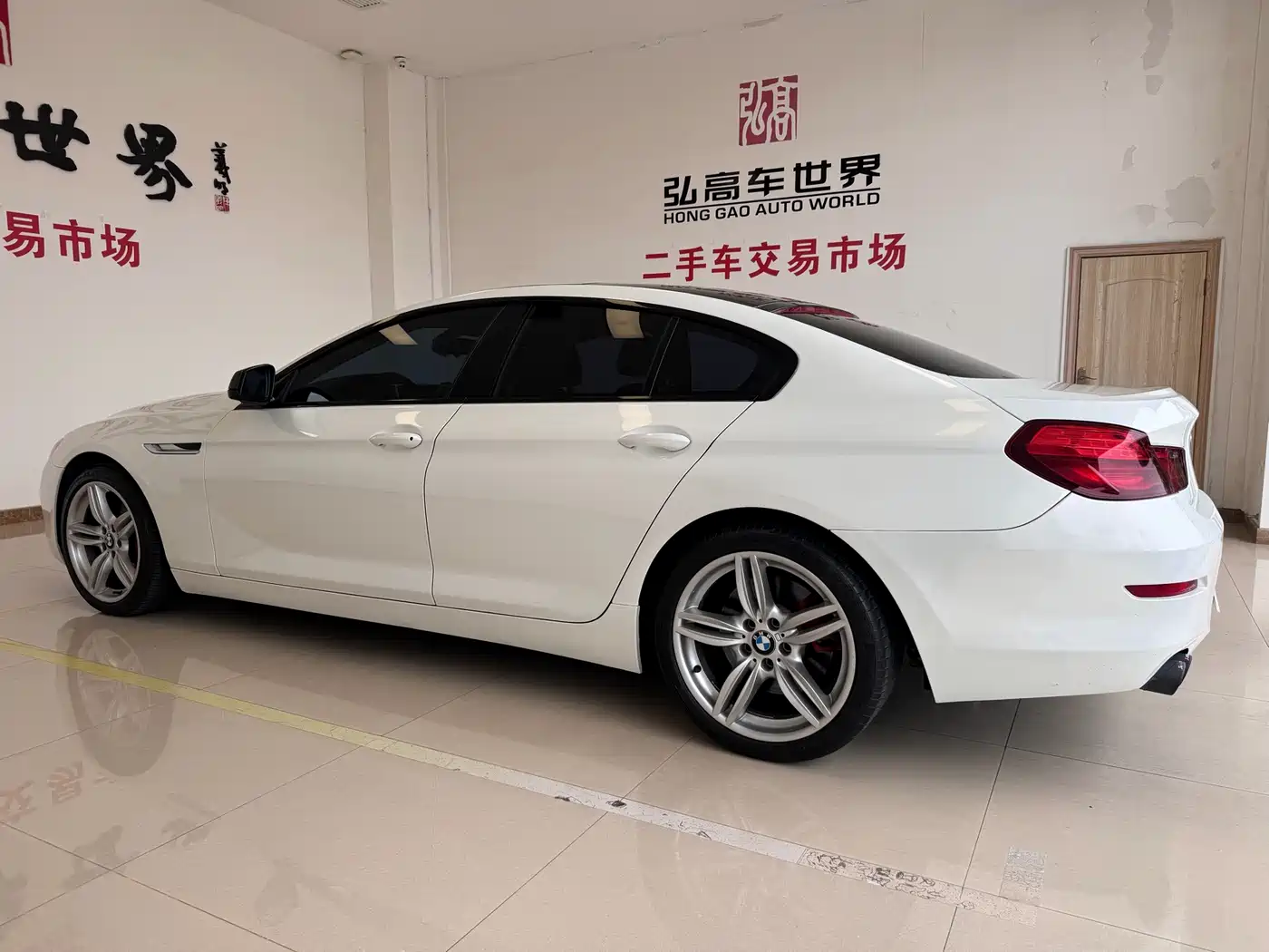 BMW 6 Series 2013 Facelift 640i Gran Coupe фото 15