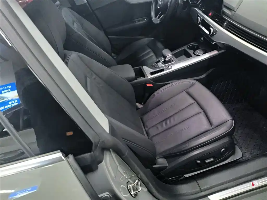 AUDI A5 (IMPORT)