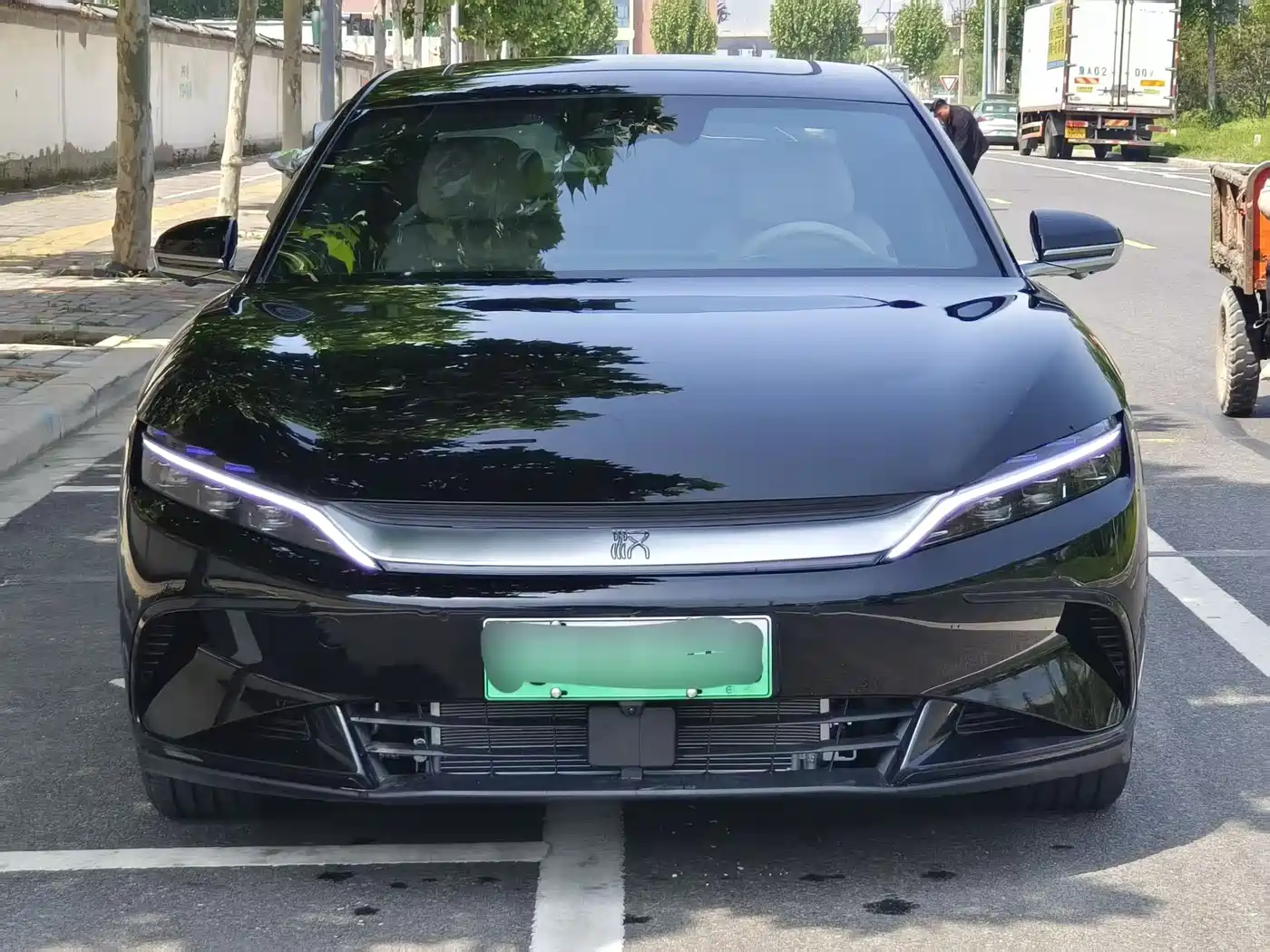 BYD Han 2025 DM-i 125KM Premium фото 2