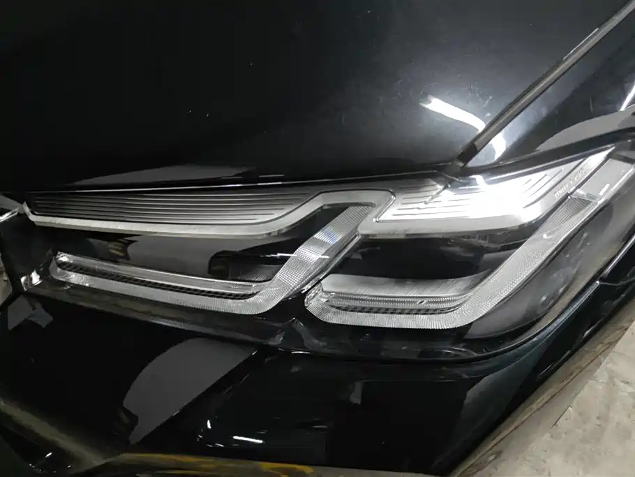 BMW 5 Series 2022 Model Second Facelift 525Li M Sport Package фото 5