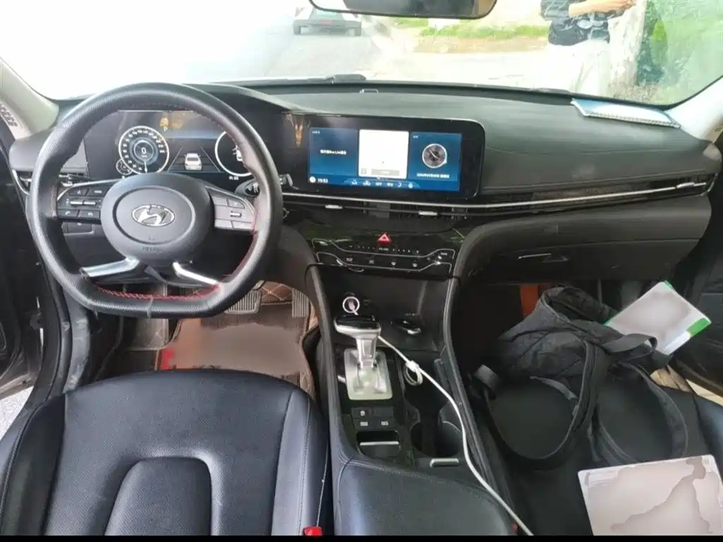 Hyundai Mistra 2021 1.8L CVT LUX Premium фото 15
