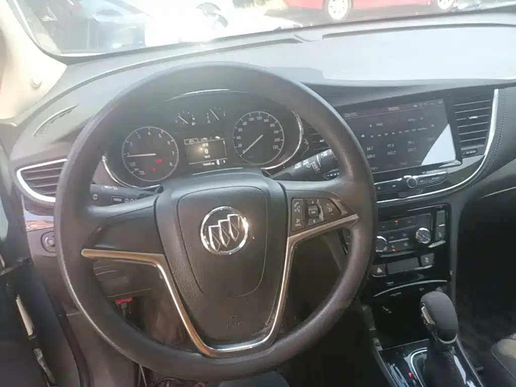 Фото 11 - Buick Encore