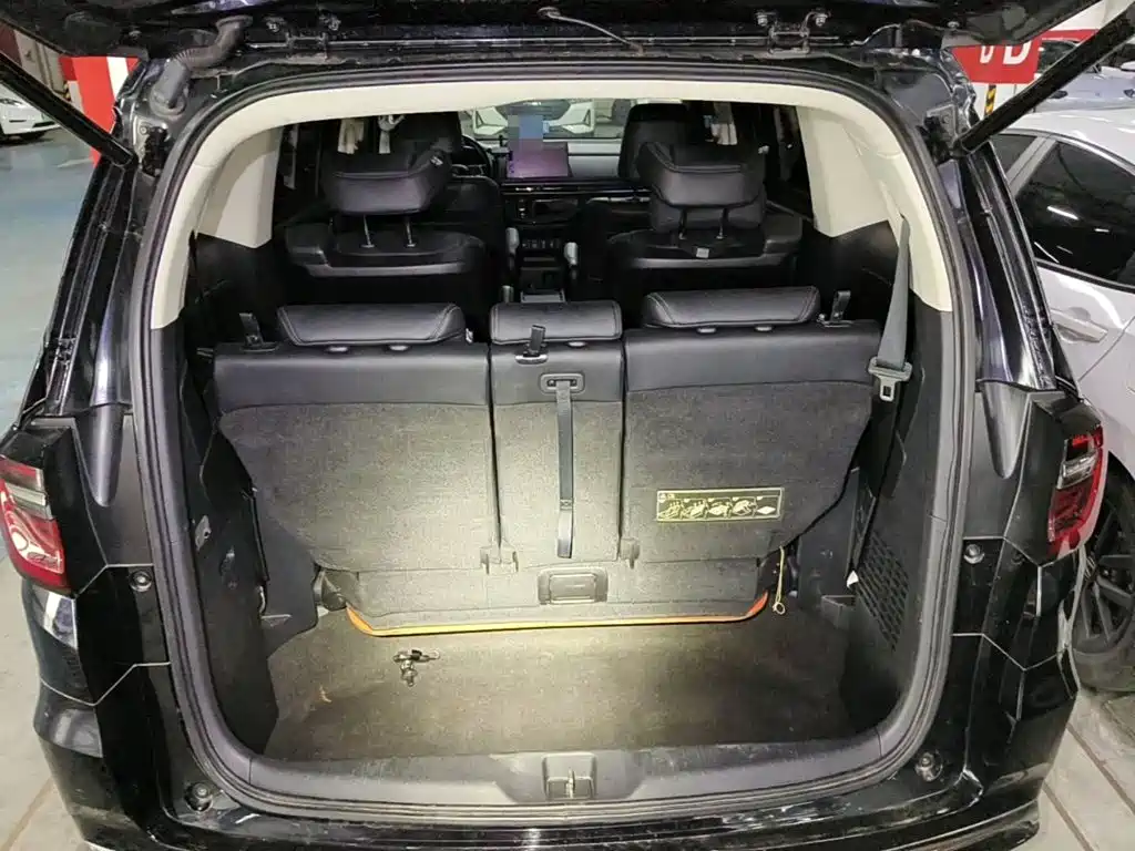 Фото 5 - Honda Odyssey