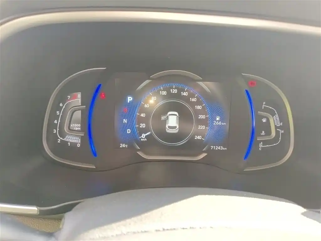 Hyundai Tucson 2019 280TGDi DCT 2WD Smart Connect (China V) фото 8